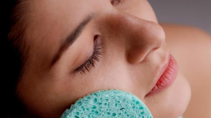 exfoliate face acne